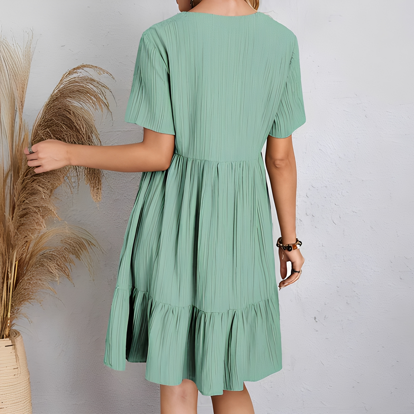 Adie - Elegant V-Neck Short Dress