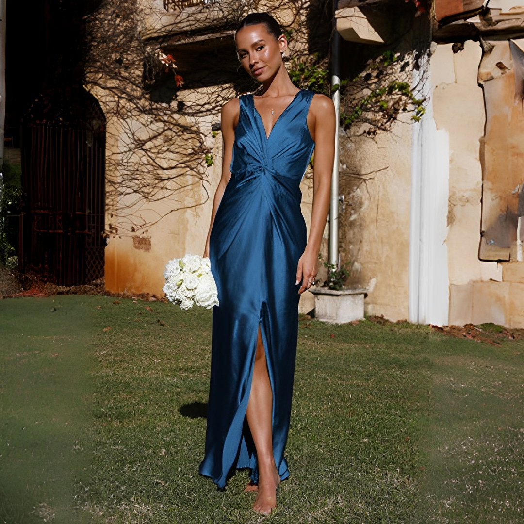 Elaine - Stylish and Sophisticated Sleeveless Dress