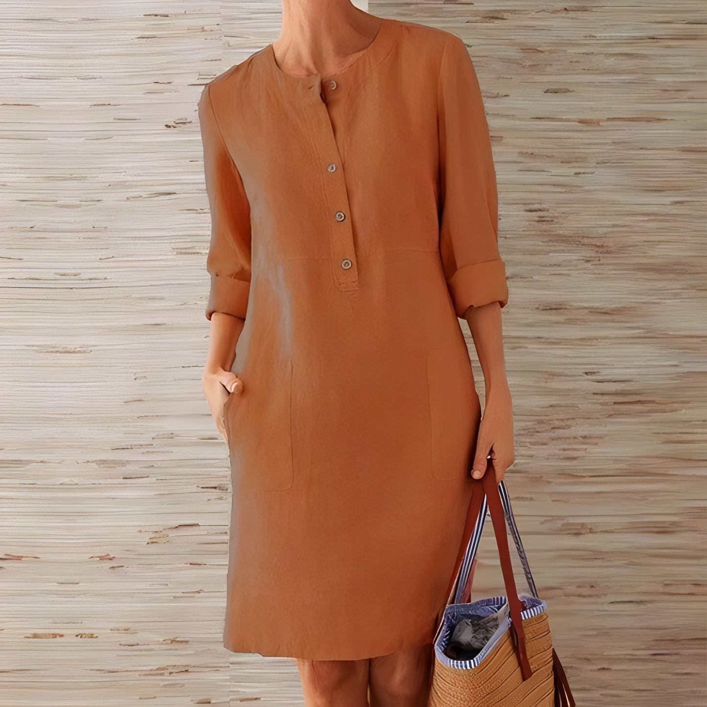 Gwen - Stylish and Cozy Short Dress
