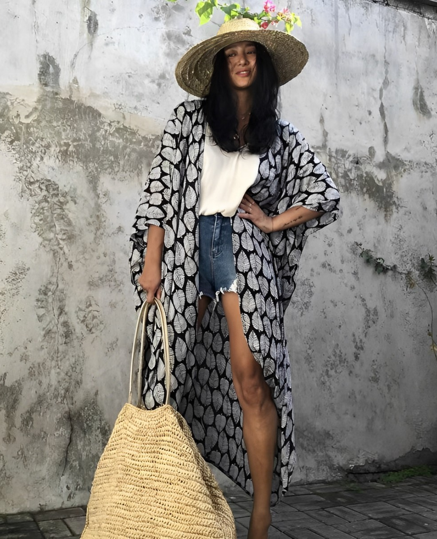 Lizzie - Chic Kimono Dress